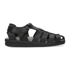 Zwarte herensandaal voor de zomer