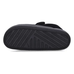 Zwarte platte sandalen met klittenbandsluiting