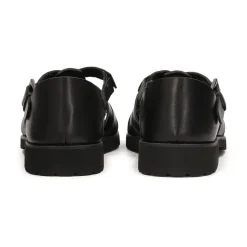 Zwarte sandalen voor mannen met een bedekte hak en een teen.Dit product valt groot uit.