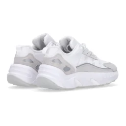Zx 22 Boost Low-Top Sneaker
